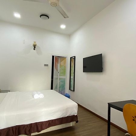 Miharja Studio Private Room With Auto Gate Parking 吉隆坡 外观 照片