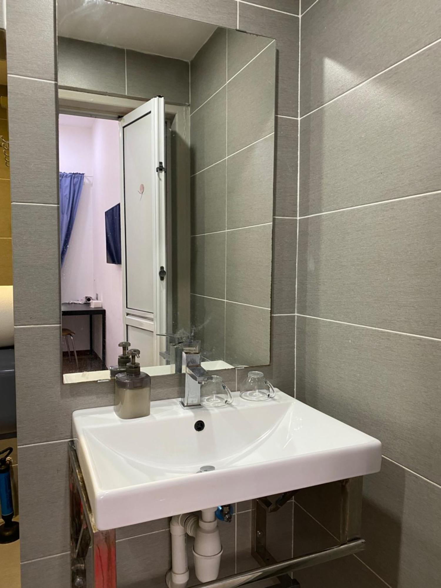 Miharja Studio Private Room With Auto Gate Parking 吉隆坡 外观 照片